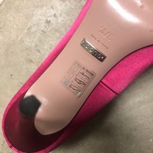 Gucci Rose High heels